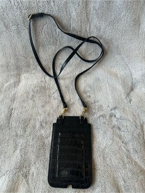 Charming Charlie Black Croc-Embossed Crossbody Phone Bag